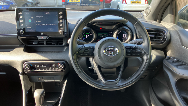 Toyota Yaris 1.5 Hybrid Dynamic 5dr CVT [City Pack] Hybrid Hatchback